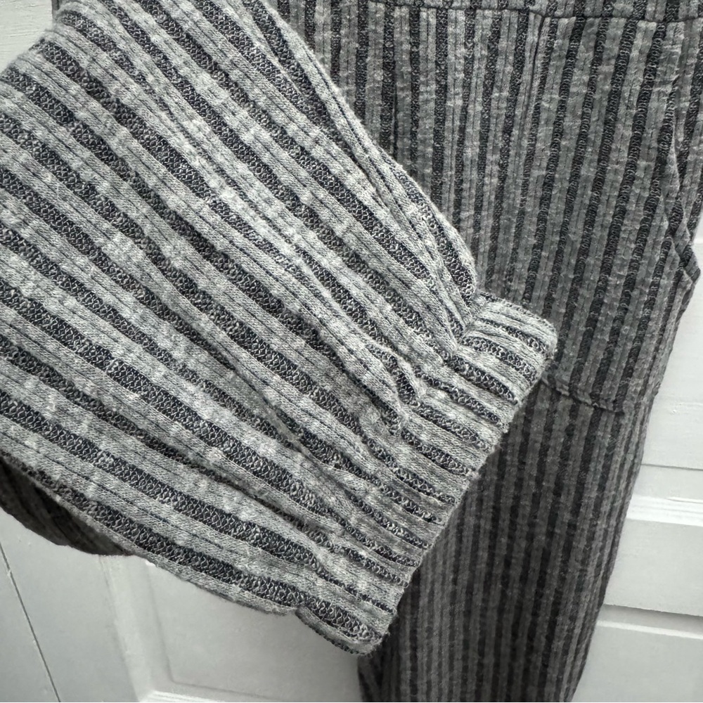 Art Class Gray Stripe Rib Knit Cropped Jumpsuit Girls XL 14 16 Pockets - Picture 6 of 10
